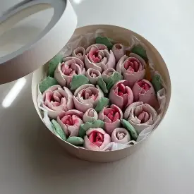 Тюльпаны в шляпной коробке, 16 см